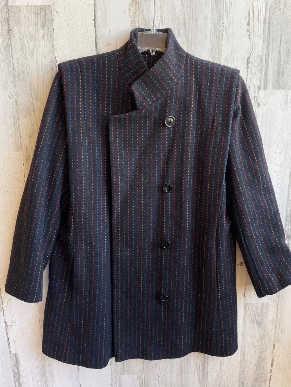 VINTAGE WOOL COAT SIZE 14 BLACK WITH MULTICOLORED THREADING MID LENGTH P…